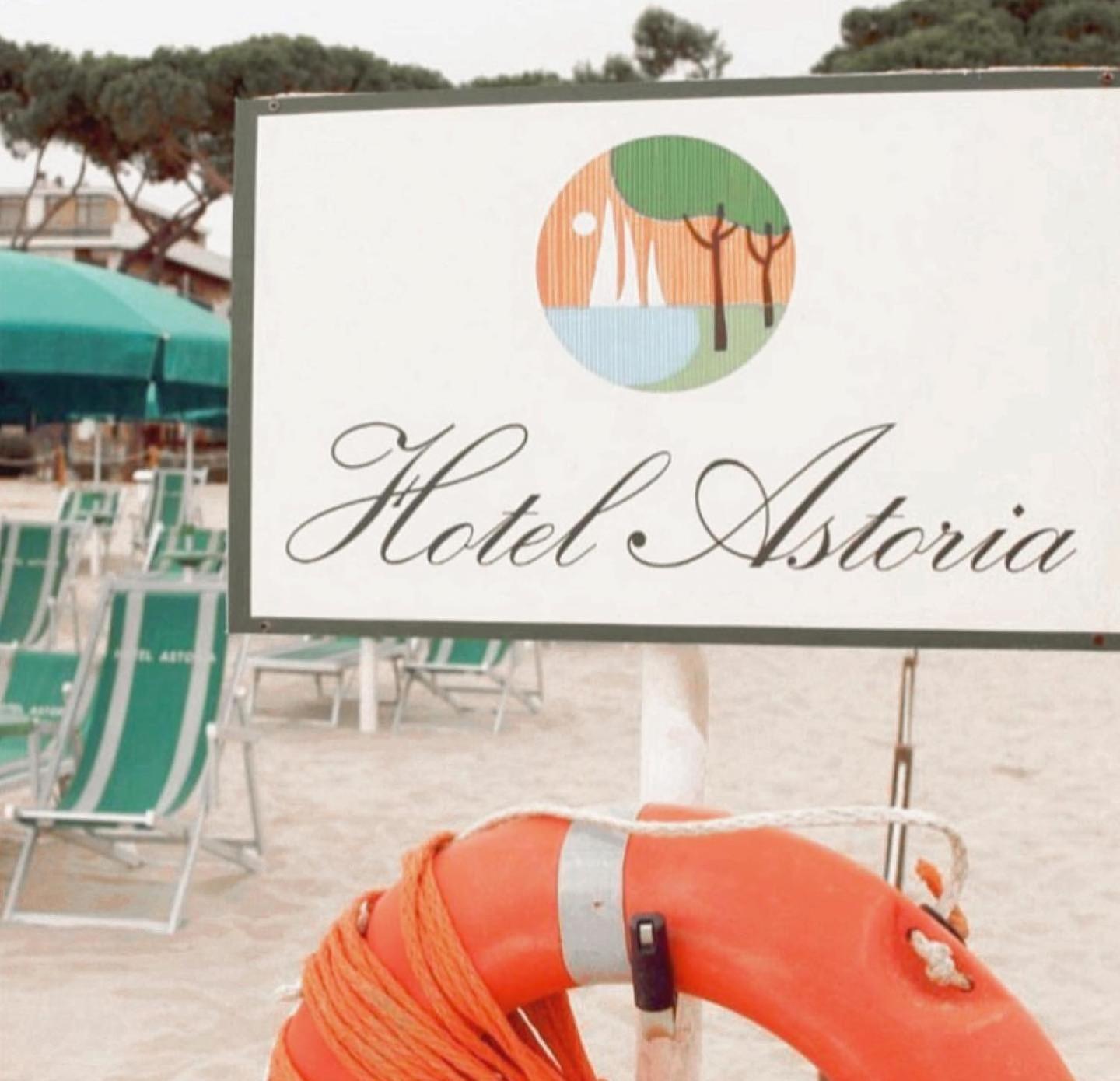 Hotel Astoria Pineto Eksteriør billede